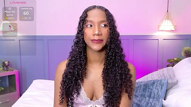 Snapshot of Chloe-Rose- chatting on 10, 3, 2026 Chloe-Rose- online show from 10, 3, 2026