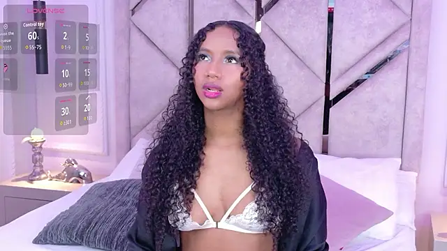 Snapshot of Chloe-Rose- chatting on 26, 3, 2026 Chloe-Rose- online show from 26, 3, 2026