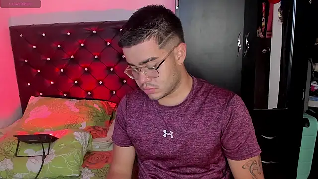 Joseph connor5 online show from 19, 4, 2026