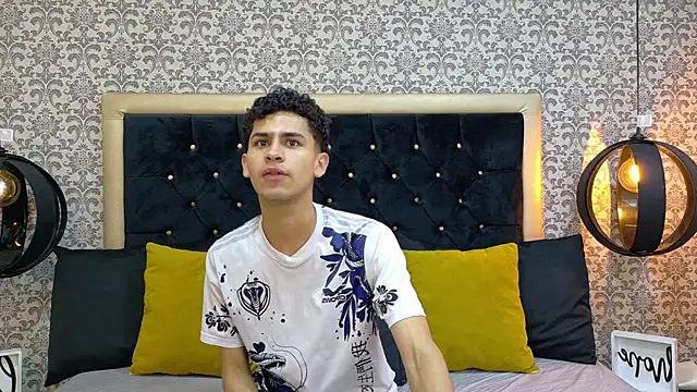 Snapshot of Dark_Sultan chatting on 23, 2, 2026 Dark Sultan online show from 23, 2, 2026