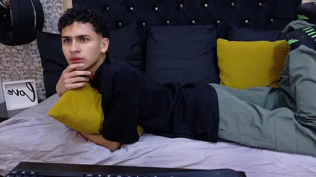 Snapshot of Dark_Sultan chatting on 17, 2, 2026 Dark Sultan online show from 17, 2, 2026