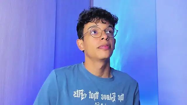 Maxfrost1 online show from 2, 4, 2026