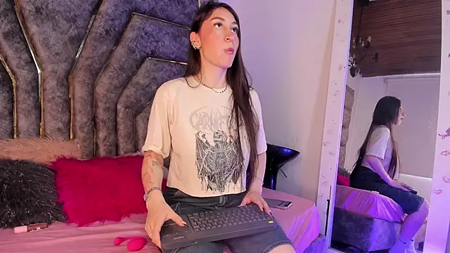 MaddyCarter online show from 15, 5, 2026
