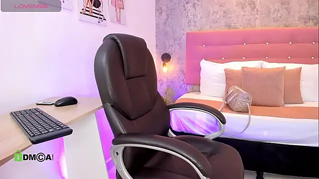 brithanycampbell online show from 7, 4, 2026