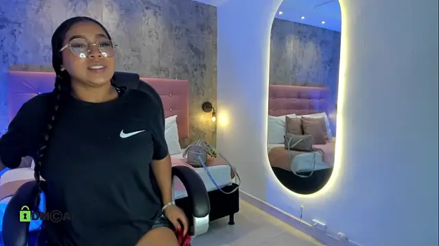brithanycampbell online show from 17, 5, 2026