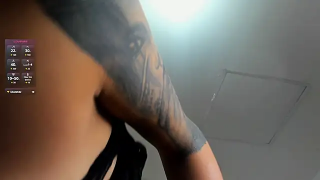 Snapshot of evangeline_valencia chatting on 27, 2, 2026 evangeline valencia online show from 27, 2, 2026