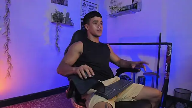 Snapshot of Rob_zaens33 chatting on 25, 2, 2026 Rob zaens33 online show from 25, 2, 2026