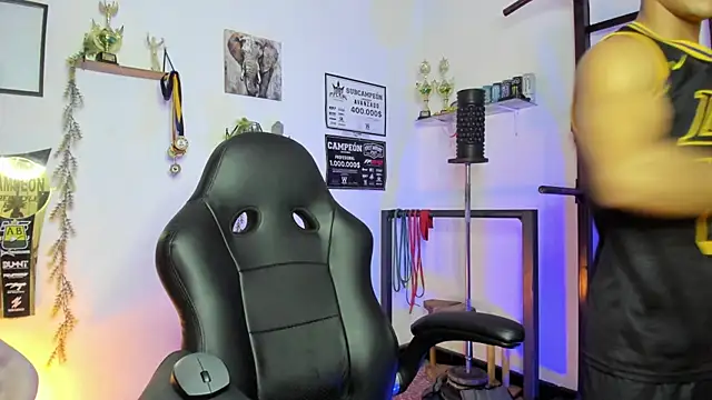 Rob zaens33 online show from 14, 4, 2026