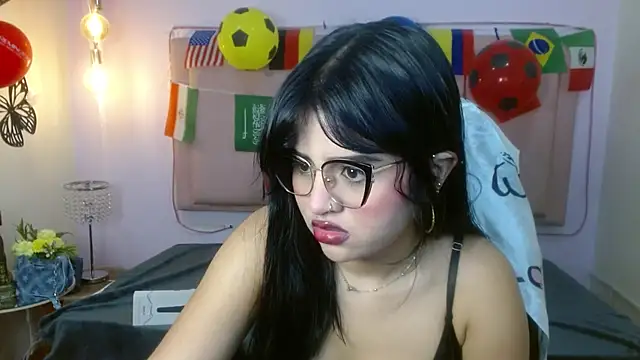 Snapshot of mila_quin chatting on 21, 6, 2026 mila quin online show from 21, 6, 2026