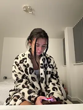 Amberbanxx online show from 3, 4, 2026