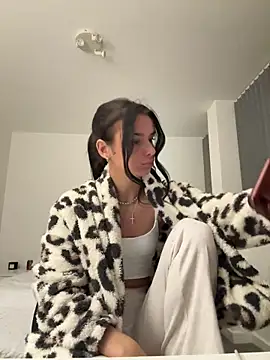 Amberbanxx online show from 2, 4, 2026