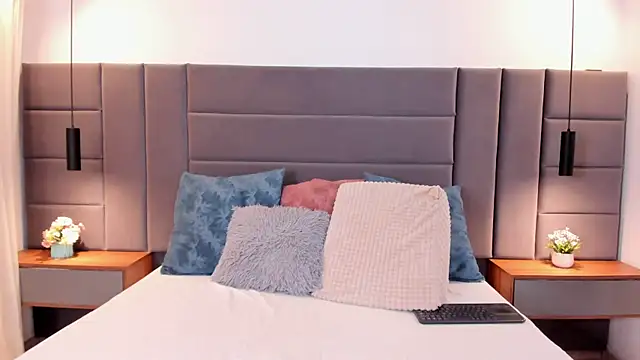 KaraWatson online show from 19, 2, 2026