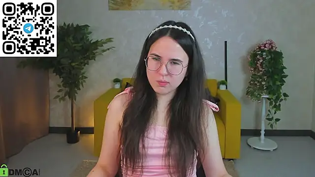 leylamirage online show from 7, 3, 2026