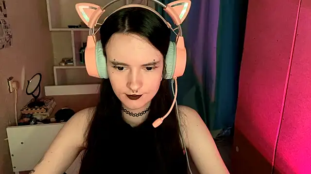 MabelDefina online show from 18, 5, 2026