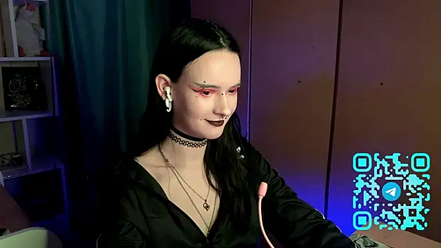 MabelDefina online show from 4, 4, 2026