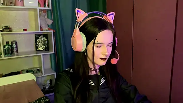 MabelDefina online show from 27, 2, 2026