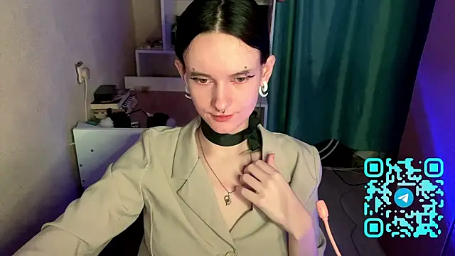 MabelDefina online show from 15, 4, 2026