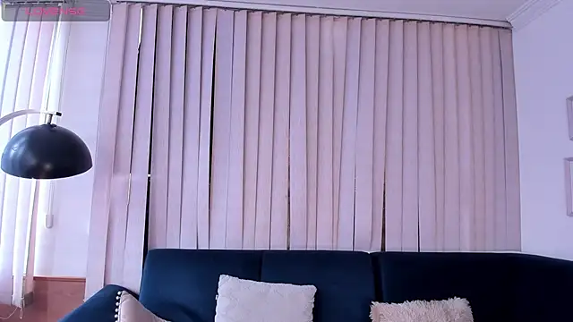 Snapshot of kendra_crow_ chatting on 17, 2, 2026 kendra crow online show from 17, 2, 2026