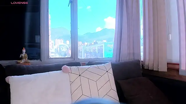 Snapshot of kendra_crow_ chatting on 26, 2, 2026 kendra crow online show from 26, 2, 2026