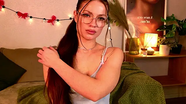 Snapshot of TayaSun chatting on 28, 2, 2026 TayaSun online show from 28, 2, 2026