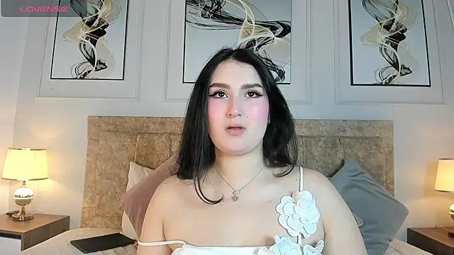 zoe moon   online show from 12, 5, 2026