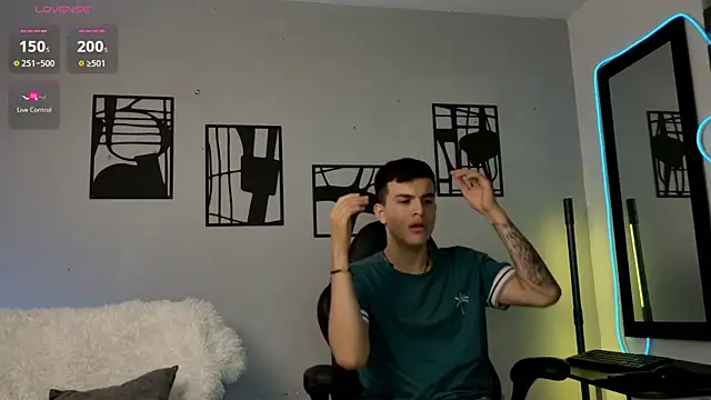 nico pelusa online show from 10, 4, 2026