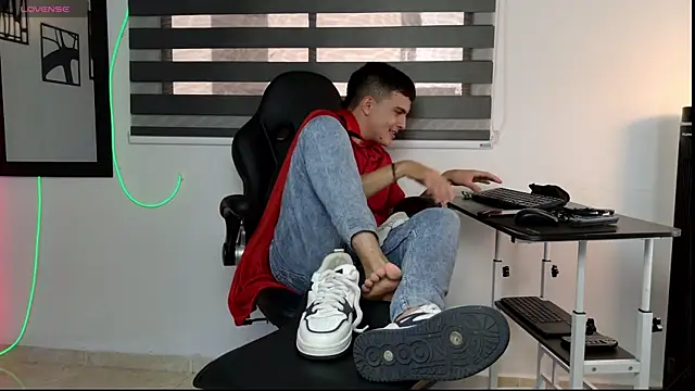 nico pelusa online show from 17, 4, 2026