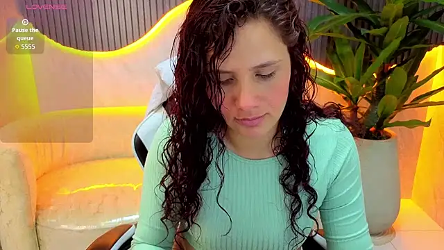 Natasha  tp online show from 25, 3, 2026