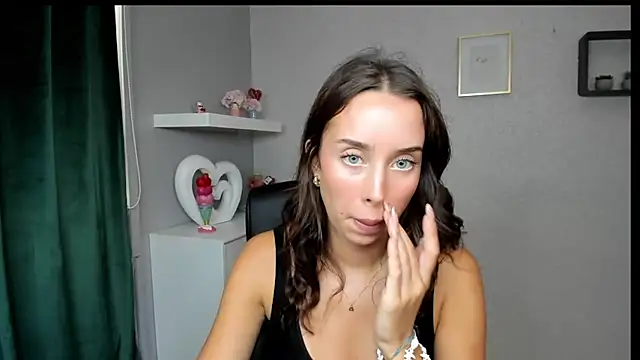 Snapshot of AdeleSolo chatting on 14, 7, 2026 AdeleSolo online show from 14, 7, 2026