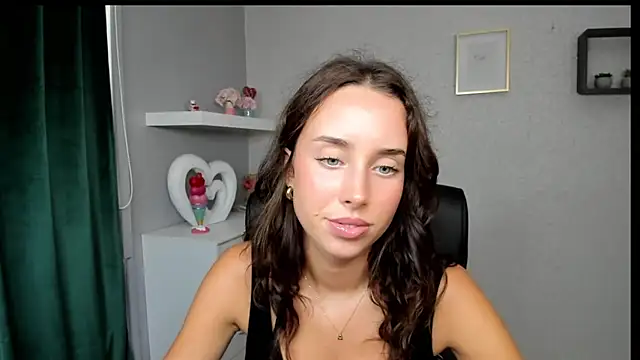 Snapshot of AdeleSolo chatting on 13, 7, 2026 AdeleSolo online show from 13, 7, 2026