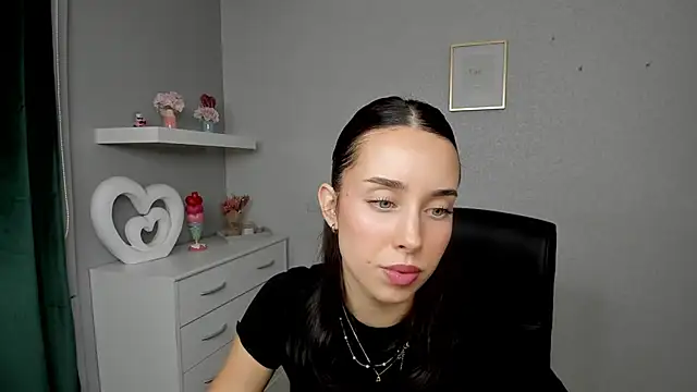 Snapshot of AdeleSolo chatting on 2, 6, 2026 AdeleSolo online show from 2, 6, 2026