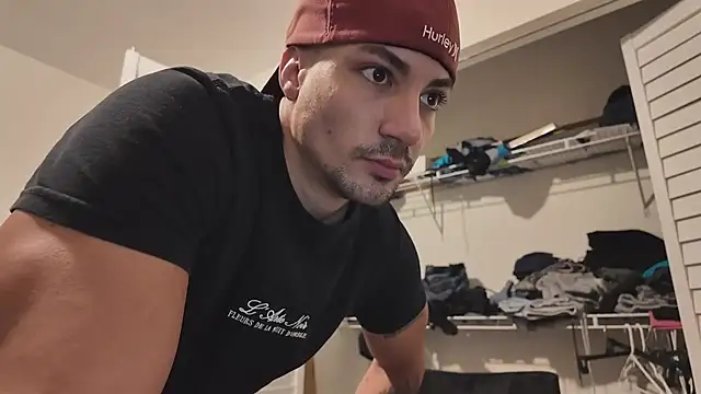 Snapshot of Alejandrosolerxxx chatting on 17, 2, 2026 Alejandrosolerxxx online show from 17, 2, 2026