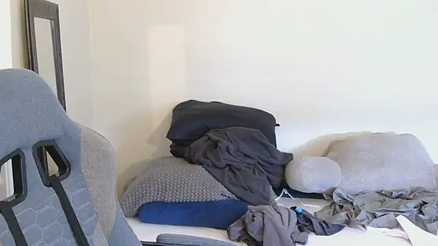 Snapshot of nigeleros chatting on 19, 2, 2026 nigeleros online show from 19, 2, 2026