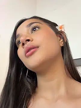 Snapshot of AlessiaVallmont chatting on 20, 2, 2026 AlessiaVallmont online show from 20, 2, 2026