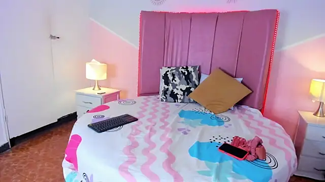 Snapshot of _ashley_thompson_ chatting on 21, 2, 2026 ashley thompson online show from 21, 2, 2026