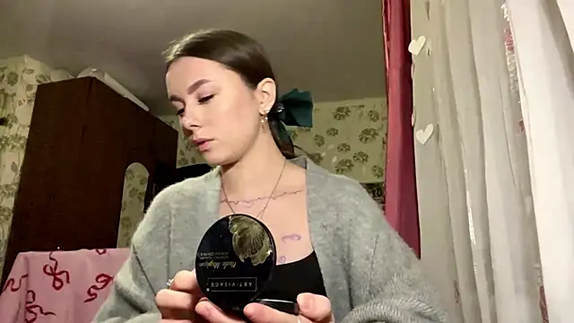 StephaniCute online show from 4, 3, 2026