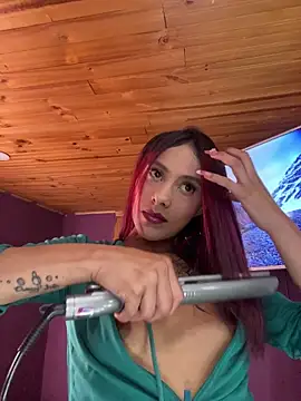 Snapshot of Emily-Fire chatting on 20, 2, 2026 Emily-Fire online show from 20, 2, 2026