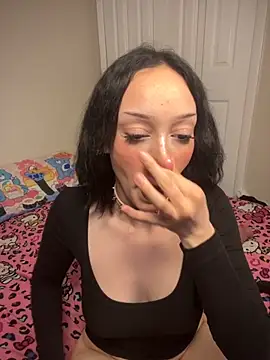 strwbrrymilk online show from 9, 4, 2026