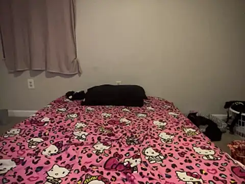 Snapshot of strwbrrymilk chatting on 23, 2, 2026 strwbrrymilk online show from 23, 2, 2026