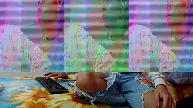 Snapshot of skinnysexy18 chatting on 25, 2, 2026 skinnysexy18 online show from 25, 2, 2026