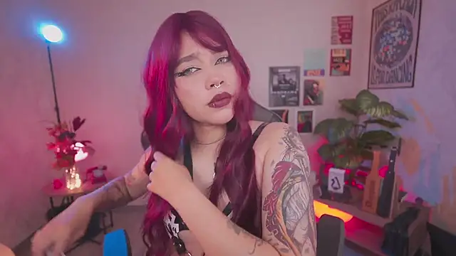 violette clerk1  online show from 13, 3, 2026