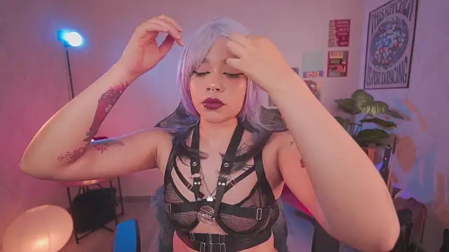 violette clerk1  online show from 3, 3, 2026