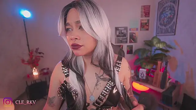 violette clerk1  online show from 31, 3, 2026