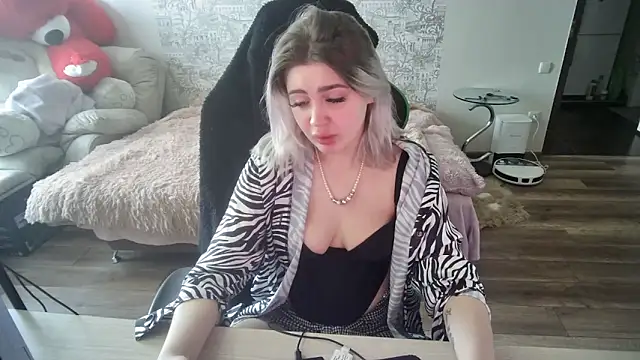 SlankyMic online show from 4, 4, 2026