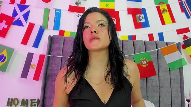 Evelin  thompsson online show from 7, 7, 2026