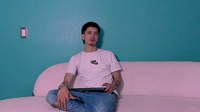 Snapshot of Youdoll_ chatting on 25, 2, 2026 Youdoll online show from 25, 2, 2026