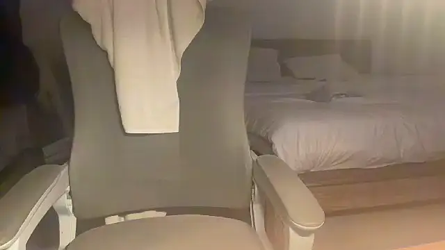 Anton blond online show from 17, 2, 2026