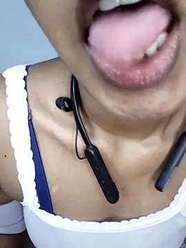 ASHANYA JAYASOORIYA online show from 19, 4, 2026