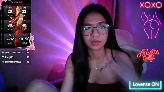 Luna Moonfang online show from 24, 5, 2026