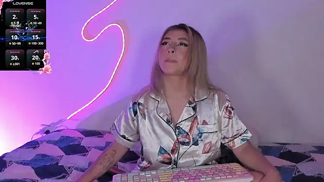 saradiazxxx online show from 25, 5, 2026